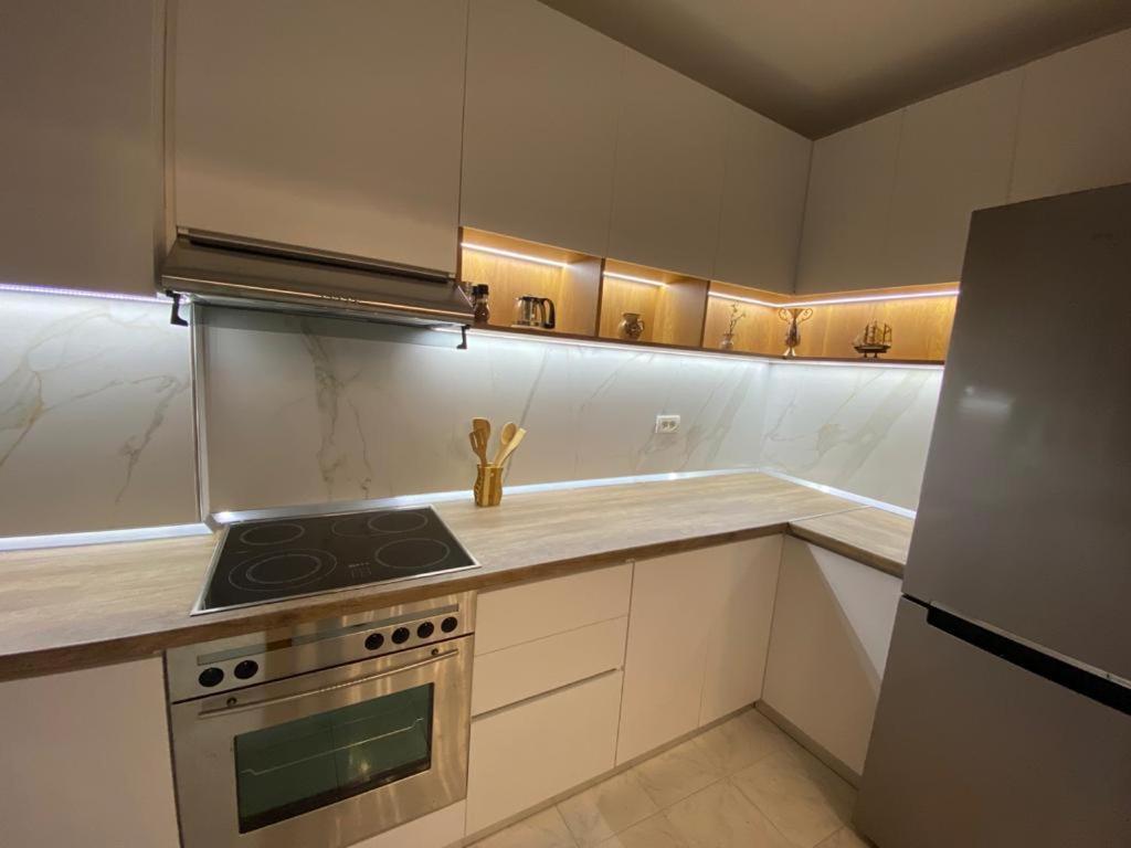 Lucas Apartment ティラナ エクステリア 写真